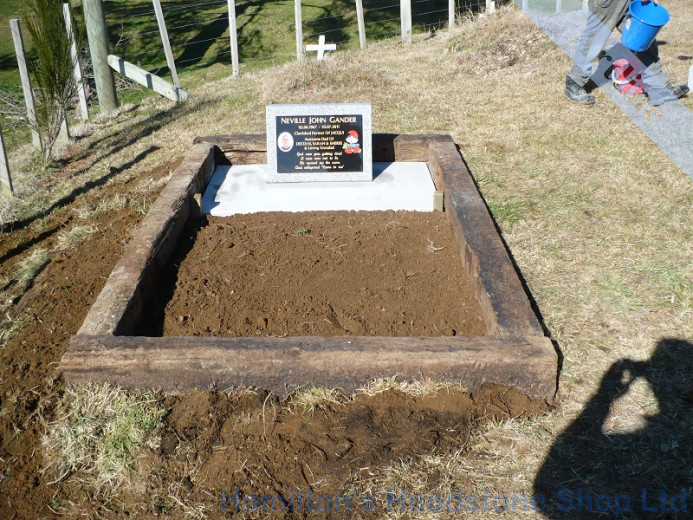 Sleeper Surround Grave Cover
